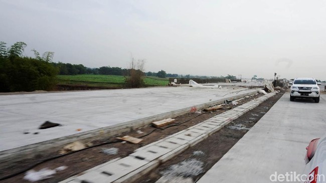Fakta di Balik Mahalnya Tarif Tol Jokowi yang Jadi Iklan Kampanye Prabowo