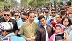 Blusukan ke Pasar Cihaurgeulis, Jokowi Belanja Ubi, Kangkung dan Bayam