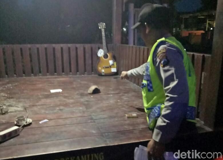 Mahasiswa IAIN Tulungagung Diserang Saat Ngopi, 2 Orang Terluka Mahasiswa IAIN Tulungagung Diserang Saat Ngopi, 2 Orang Terluka