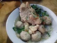 Bakso Joko: Mantul! Gurih Hangat BaPer dan BasKer Racikan Pak Joko