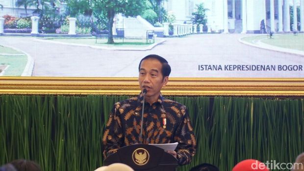  Presiden Joko Widodo (Jokowi) bertemu peserta Kongres Pemuda di Istana Bogor, Senin (12/11/2018)