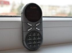 Ini Ponsel Aneh yang Membawa Siemens Pada Kehancuran