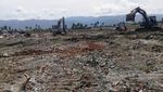 TNI Ratakan Area Terdampak Likuifaksi di Palu