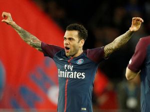 Dani Alves Pulang Kampung untuk Gabung Sao Paulo
