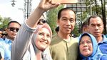 Blusukan ke Pasar Cihaurgeulis, Jokowi Belanja Ubi, Kangkung dan Bayam