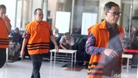 Kini 41 orang anggota DPRD Kota Malang itu telah ditahan oleh KPK untuk mempertanggungjawabkan perbuatannya.