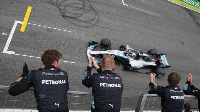 Mercedes masih bakal sulit dikalahkan. (Foto: Paulo Whitaker/Reuters) Mercedes masih bakal sulit dikalahkan. (Foto: Paulo Whitaker/Reuters)