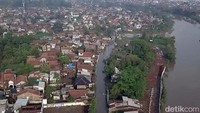 Pantauan dari udara tampak sejumlah perumahan warga terendam banjir.