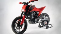 Secara desain, CB125M mengusung gaya ala supermoto yang dicirikan penggunaan pelek palang dan setang lebar. Foto: Dok. Honda