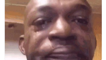 Mungkin seperti ini ekspresi sebagian fans MU terkait kekalahan semalam. Foto: Twitter