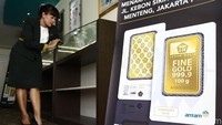 Harga emas batangan tersebut sudah termasuk PPh 22 sebesar 0,9%.