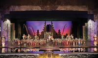 Seru! Di Bali Safari & Marine Park Bisa Nonton Hewan Main Teater