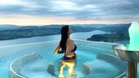 Traveling ke Swiss, Jaberi menikmati bersantai di Buergenstock Resort (mahlaghajaberi/Instagram)