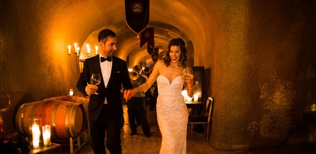 Nicole dan Kevin menikah di Napa pada 31 Oktober 2015. Pernikahan unik tersebut berlangsung tepat saat perayaan Halloween.  Foto: dok. Fotografer Jose Villa