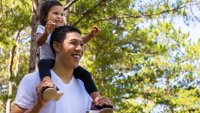 Selamat hari Ayah! Jadi anak Ayah banyak keuntungannya lho. Foto: Dok. iStock Selamat hari Ayah! Jadi anak Ayah banyak keuntungannya lho. Foto: Dok. iStock