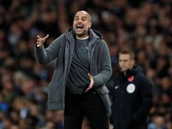 City saat ini sudah melanju 12 pertandingan tanpa kalah. Mereka mengumpulkan 32 poin hasil dari 10 kali menang dang dua kali imbang. Pantas kalau Josep Guardiola senang. (Foto: Darren Staples/Reuters)