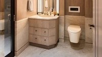 Total ada 5 kamar mandi di apartemen mewah ini. Istimewa/Dok. Mansionglobal.