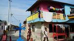 Foto: Pulau Terpadat Sedunia, Tanpa Kriminal & Polisi