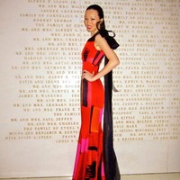 Pada 1994, Ling meraih juara kedua dalam ajang Asian Model Search. Desainer Zang Toi kemudian memilihnya untuk membawakan koleksi busananya yang akan ditampilkan di New York. Setelah dari sana, kariernya terus melesat. Foto: Instagram @ lingtan_