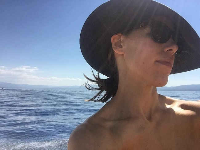 Tak kalah cerdas dari sang suami, Nicole juga seorang pengusaha. Ia adalah bos dari perusahaan energi bersih.  Foto: dok. Instagram