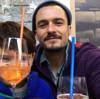 Kala itu fokusnya hanya membesarkan putranya Flynn Christopher Bloom. Bocah yang saat ini berusia 9 tahun itu, saat perceraian orangtuanya dia masih berumur dua tahun.  Foto: Instagram @orlandobloom