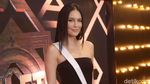 Makin Seksi, Sophia Latjuba Pamer Paha Mulusnya