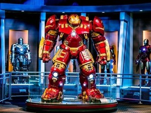 Mengabadikan Stan Lee di Wahana Marvel Disneyland