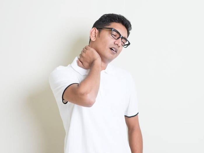 ilustrasi sakit leher