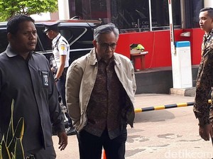 Ketua OJK Juga Diperiksa KPK Terkait Penyelidikan Baru Kasus Century