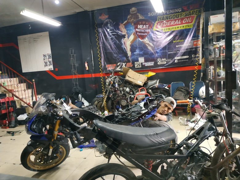 Servis moge. Foto: Ridwan Arifin Servis moge. Foto: Ridwan Arifin