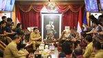 Momen Bupati Indramayu Buka-bukaan Alasan Mundur ke Mendagri