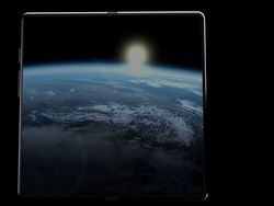 Beginikah Wujud Ponsel Layar Lipat Idaman Galaxy F?