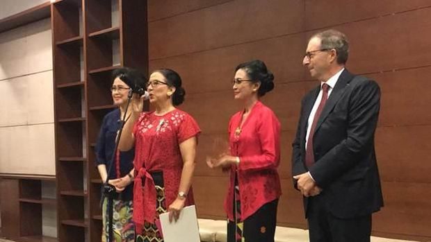 Penari Maria Darmaningsih Raih Penghargaan dari Pemerintah Prancis
