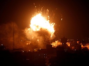 Serangan Udara Israel di Gaza: Gedung Hamas TV Hancur, 3 Orang Tewas