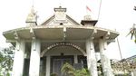 Foto: Gedung Bohemian Rapsody di Blitar yang Konon Berhantu