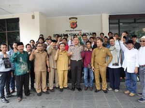 Tolak Diskusi Khilafah, Polisi Dapat Dukungan dari Sejumlah Warga