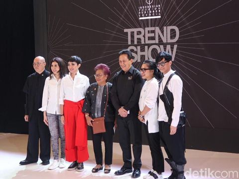 Desainer IPMI Rilis Trend Fashion 2019, Ivan Gunawan Ikut Pamer Koleksi