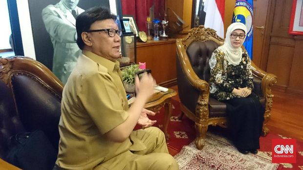 Mendagri: Penggantian Bupati Indramayu Tunggu SK Ridwan Kamil