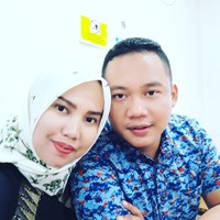 Jumat 26 Oktober sebelum dia berangkat, saya bantu dia packing. Dia bilang sama saya ma mama harus janji tanggal 11 nanti mama harus tetap pakai baju akad itu. Janji ya tetap pakai baju akad yang telah saya pilihkan dengan mawar putih kesukaan kita berdua. Berfoto lah yang bagus, dandan yang cantik dan rapi dan kirimkan ke papa. ungkap Intan saat dihubungi Wolipop, Senin (12/11/2018) Foto: Instagram @intansyariii