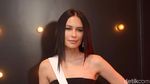Makin Seksi, Sophia Latjuba Pamer Paha Mulusnya