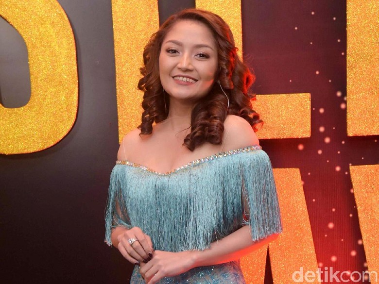 Punya Pacar Lagi, Siti Badriah: Semoga Ini yang Terakhir! Punya Pacar Lagi, Siti Badriah: Semoga Ini yang Terakhir!