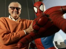 Rumah Terakhir yang Dibeli Mendiang Stan Lee Kini Dijual, Ada Patung Spidermannya