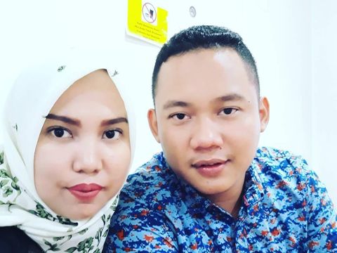 Intan Indah Syari dan mendiang calon suaminya