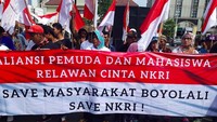 Mereka mengkritik dan menuntut minta maaf secara nasional atas stateman prabowo subianto dugaan indikasi penghinaan terhadap warga Boyolali dan Sandiaga Uno yang melangkahi makam saat ziarah. Foto: dok. Aliansi Masyarakat Jawa Tengah