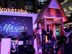 Maria Simorangkir Ajak Masyarakat Bandung Liburan ke Danau Toba
