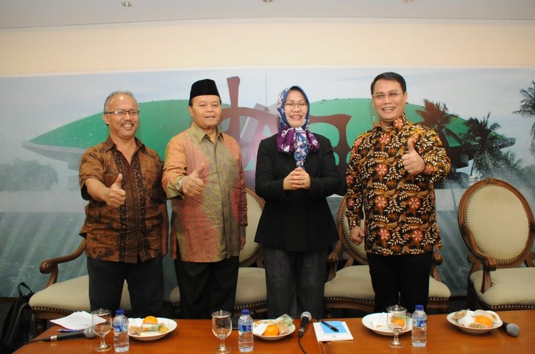 MPR Maknai Perjuangan Pahlawan dalam Koridor Empat Pilar MPR Maknai Perjuangan Pahlawan dalam Koridor Empat Pilar