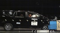 MPV kebanggaan Toyota lainnya yakni Innova juga mendapatkan hasil yang cukup bagus yakni 5 bintang untuk perlindungan orang dewasa. Sedangkan perlindungan untuk anak kecil mendapatkan rating 4 bintang.  Foto: ASEAN NCAP