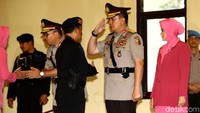 Untuk diketahui, Irjen Setyo Wasisto akan mendapat penugasan menjadi inspektorat Jenderal Kemenperin, sementara Brigjen Mohammad Iqbal resmi dilantik menjadi Kadiv Humas Polri menggantinkan posisi Setyo sebelumnya. Jabatan Kapolda Kepulauan Bangka Belitung diserahkan Brigjen Syaiful Zachri kepada Brigjen Istiono yang sebelumnya menjabat sebagai Direktur Binpotmas Korbinmas Baharkam Polri. Sebaliknya, Syaiful akan mengisi jabatan yang ditinggalkan Istiono.