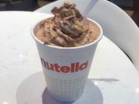 Yummy! Ada Crepe hingga Creme Brulee Legit Manis di Kafe Nutella