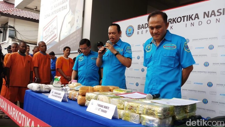 BNN Kembali Tangkap 2 Orang Jaringan Sabu Eks Anggota DPRD NasDem BNN Kembali Tangkap 2 Orang Jaringan Sabu Eks Anggota DPRD NasDem